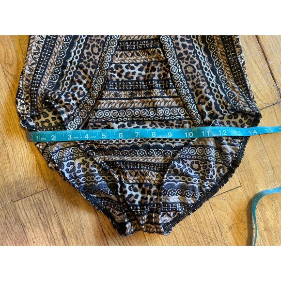 Miraclesuit Women's Lionessa Odyssey Printed Plunging Neck Size 8 - Picture 4 of 7